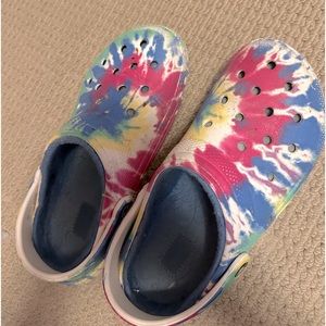 fuzzy fleece-lined tye dye crocs